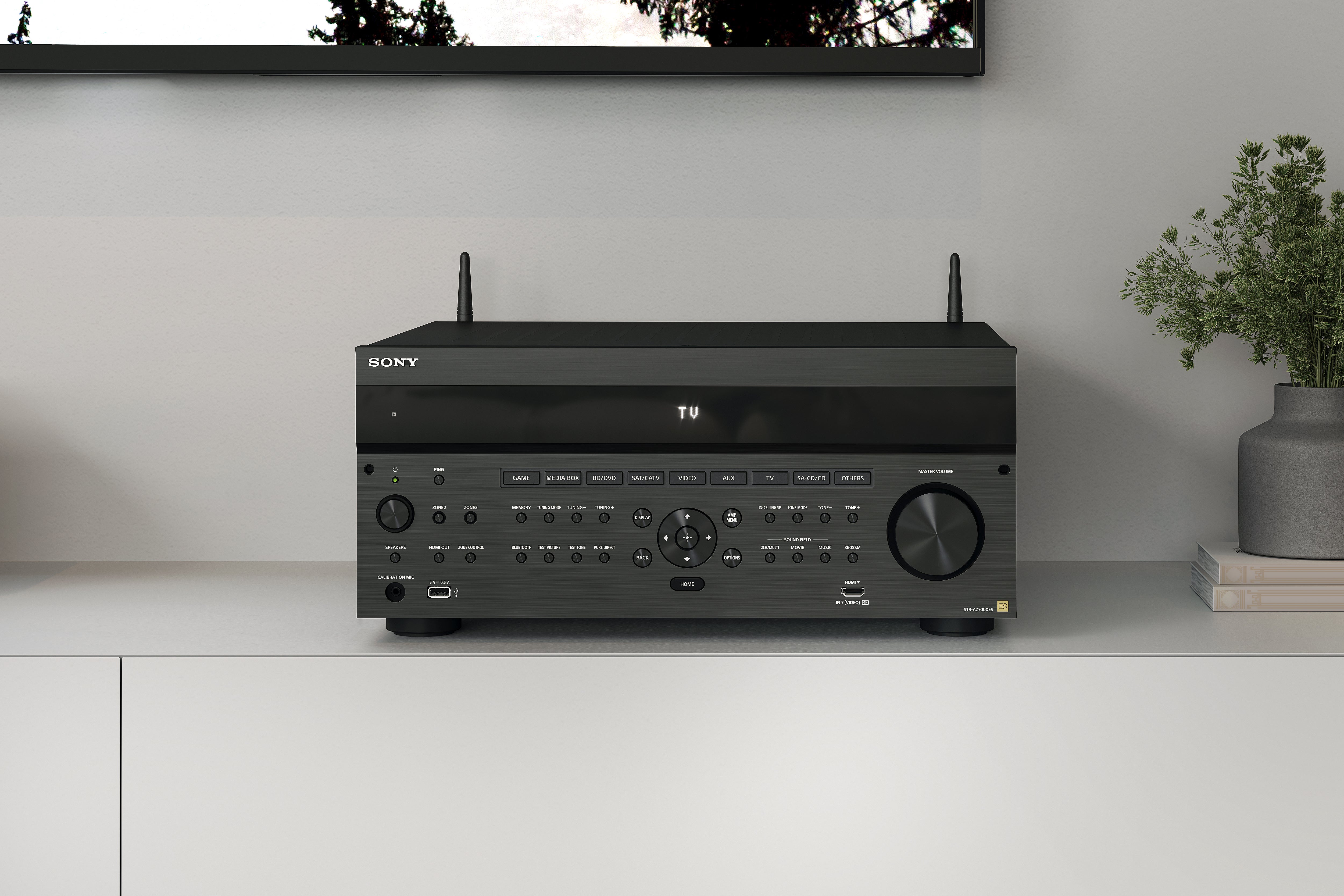 09_Closeup_front_ES_Receiver_on_ent_console_front_panel_OFF__AZ7000_.jpg