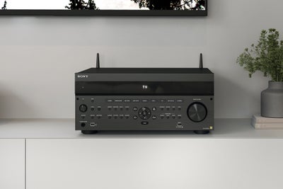 09_Closeup_front_ES_Receiver_on_ent_console_front_panel_OFF__AZ7000_.jpg